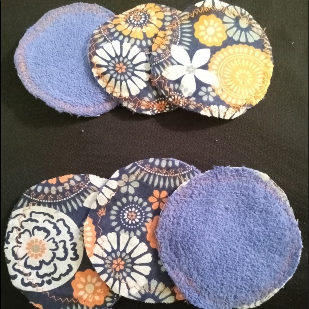 Reusable lotion applications or reusable facial scrubies